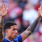 Enzo Fernandez's representatives meet in Manchester as Chelsea sets £120m asking price