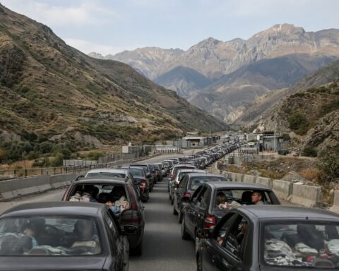 Russian exodus through Upper Lars surges as mobilisation fears grow