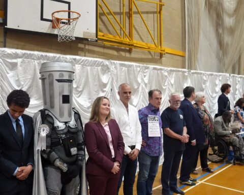 Farage wins Clacton by-election, defeating Count Binface with significant majority