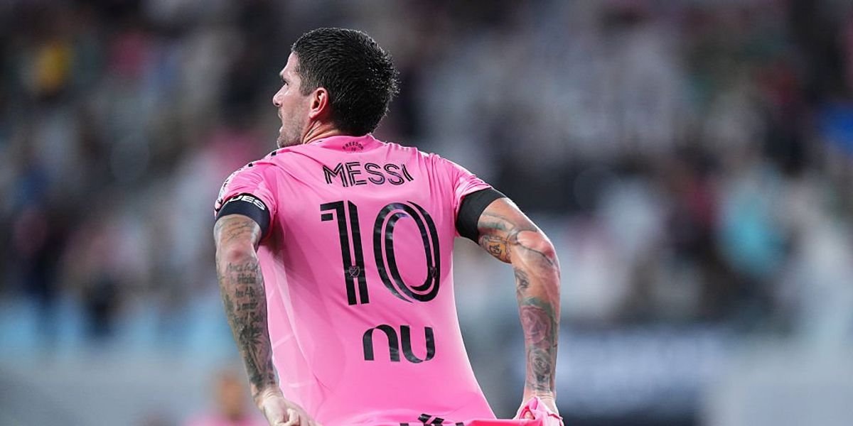 Football world honors Jorge Messi, father of Lionel, following his passing at 68