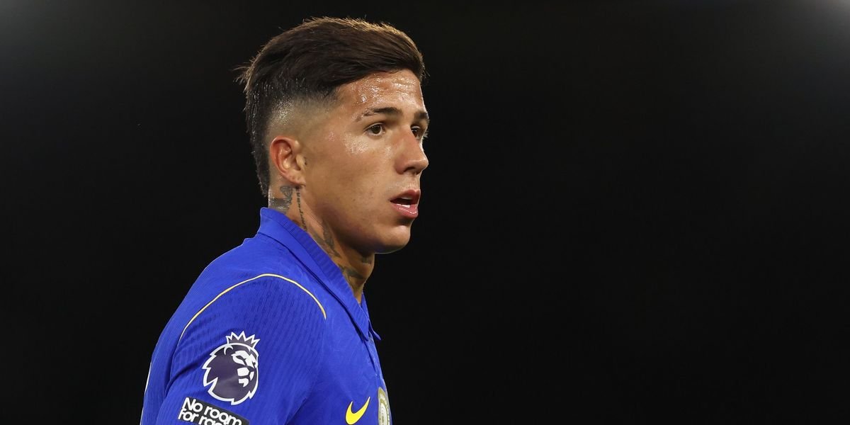 Fulham fans boo Enzo Fernandez as Chelsea face off against London rivals