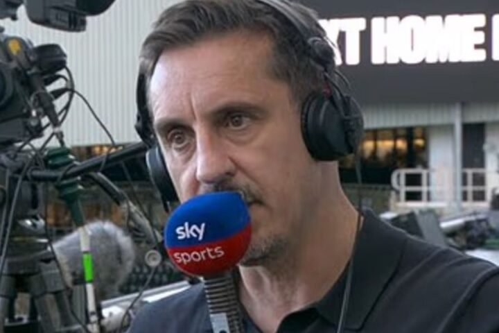 Gary Neville criticizes Liverpool duo for lack of impact in Newcastle draw
