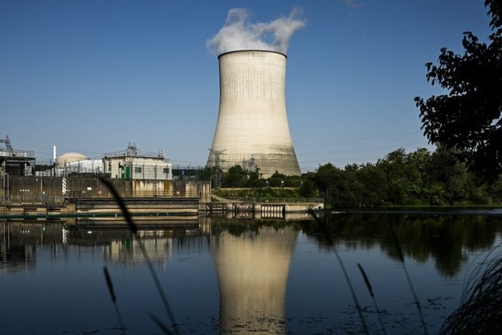 Global nuclear energy resurgence driven by energy security and geopolitical tensions