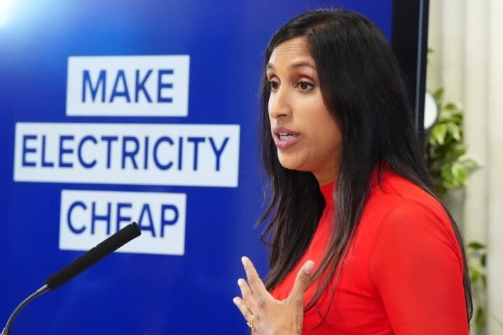 Green campaigners challenge Tories’ claims on energy cost savings and net zero policies