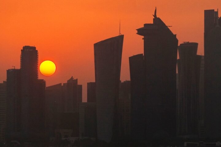 Gulf nations intensify diplomatic efforts to secure Iran deal and reopen Strait of Hormuz