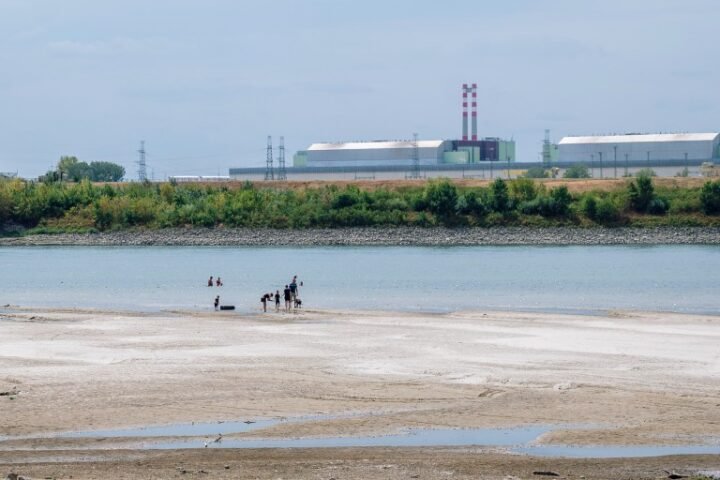 Hungary initiates measures to maintain Danube levels for nuclear plant operations
