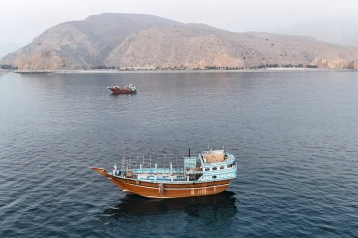 Iran and US tensions escalate as missile strikes hit UAE oil tanker in Strait of Hormuz