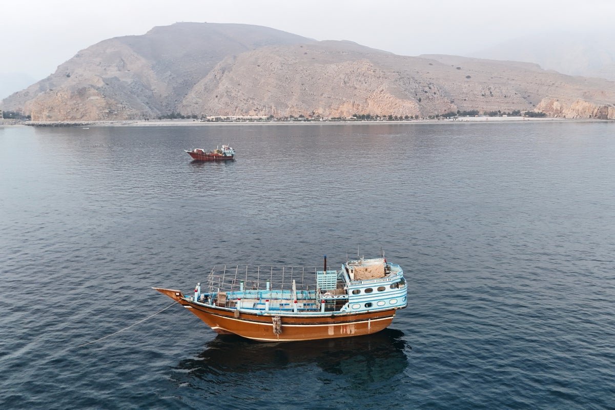 Iran and US tensions escalate as missile strikes hit UAE oil tanker in Strait of Hormuz