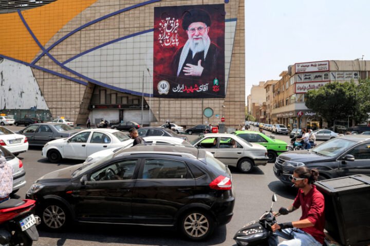 Iran outlines extensive conditions for reopening the Strait of Hormuz amid stalled US negotiations
