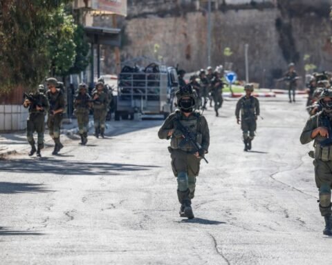 Israeli settlers' siege affects Palestinian families in West Bank village of Qusra
