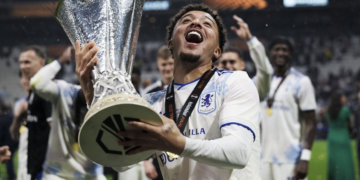 Jadon Sancho trains at non-league club while awaiting next career move