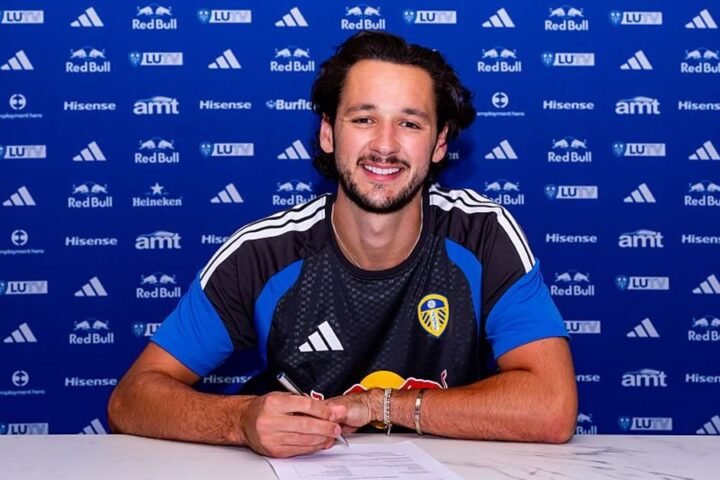 James Trafford joins Leeds United for club-record fee of £40 million from Manchester City