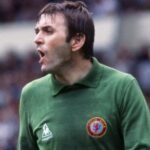 Jimmy Rimmer, Manchester United and Aston Villa goalkeeper, dies aged 78