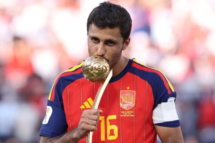 Manchester City sets £60 million asking price for Rodri as Barcelona intensifies transfer efforts