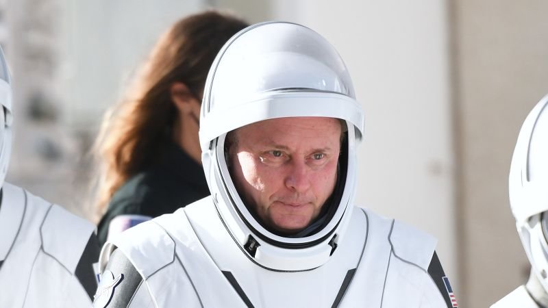 NASA astronaut Mike Fincke departs agency following medical emergency in space
