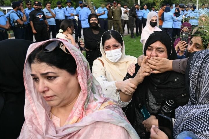 Pakistan imposes new restrictions on foreign media reporting outside major cities