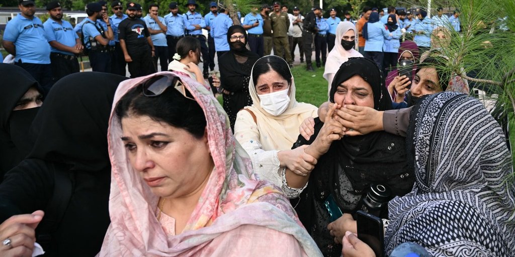Pakistan imposes new restrictions on foreign media reporting outside major cities
