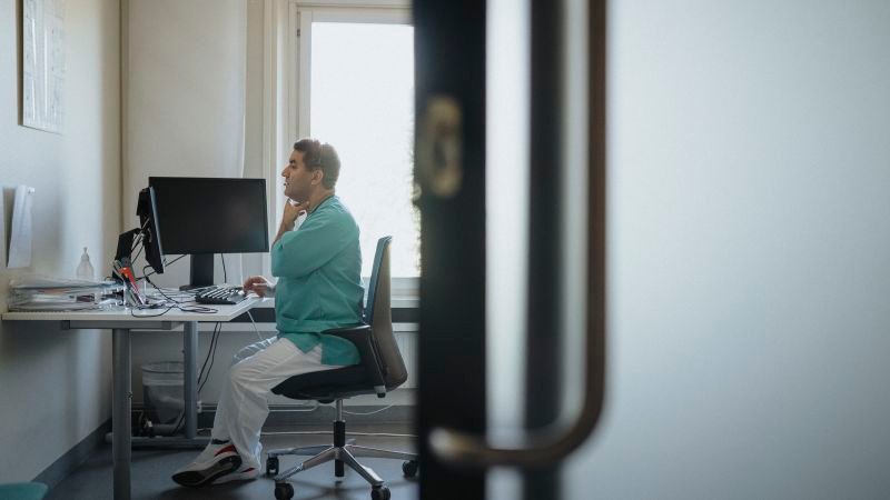 Patient messaging style can significantly influence doctor response rates, study finds