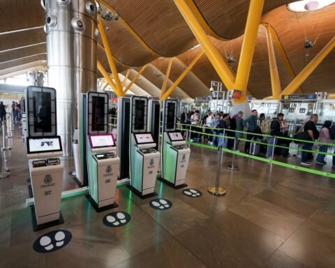 Poll reveals one in five UK adults rethink European travel due to border delays