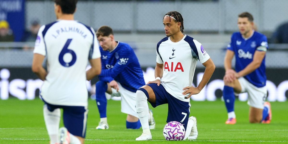Premier League players to continue taking the knee during 2026/27 season