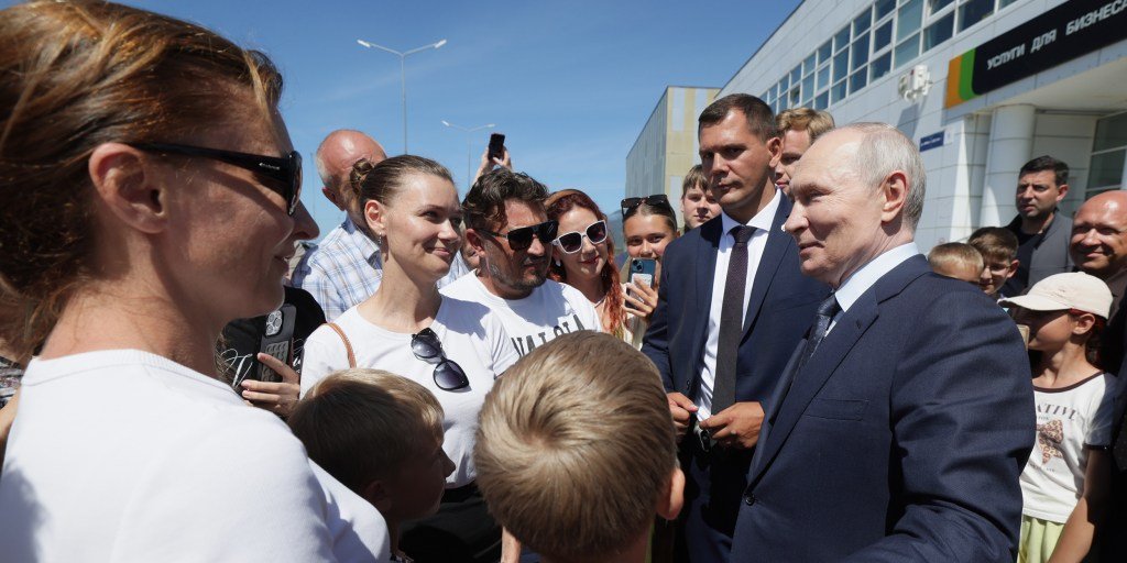 Putin visits Kuril Islands amid Japanese protests over territorial claims