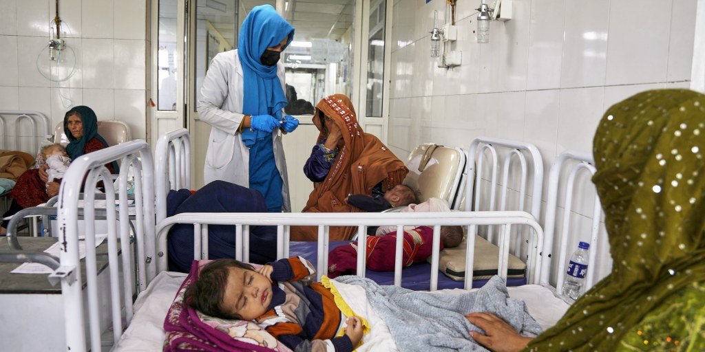 Rising child malnutrition in Afghanistan threatens lives as food aid faces severe cuts, U.N. warns