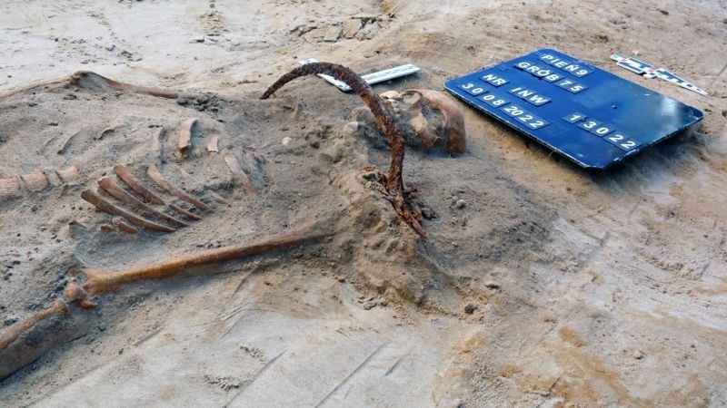 Scientists investigate 400-year-old 'vampire' burial of young woman in Poland