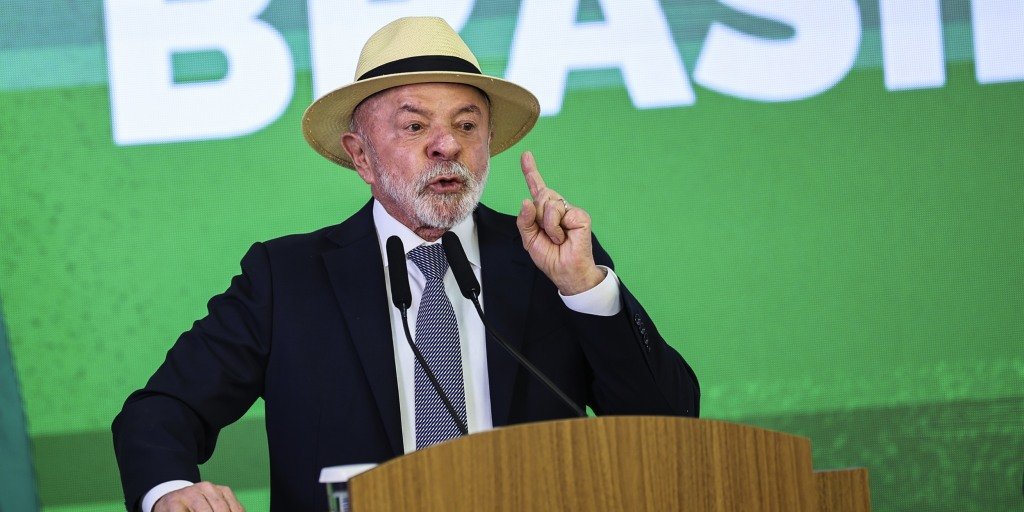 Trump administration revokes visa of Brazilian ambassador amid ongoing diplomatic tensions