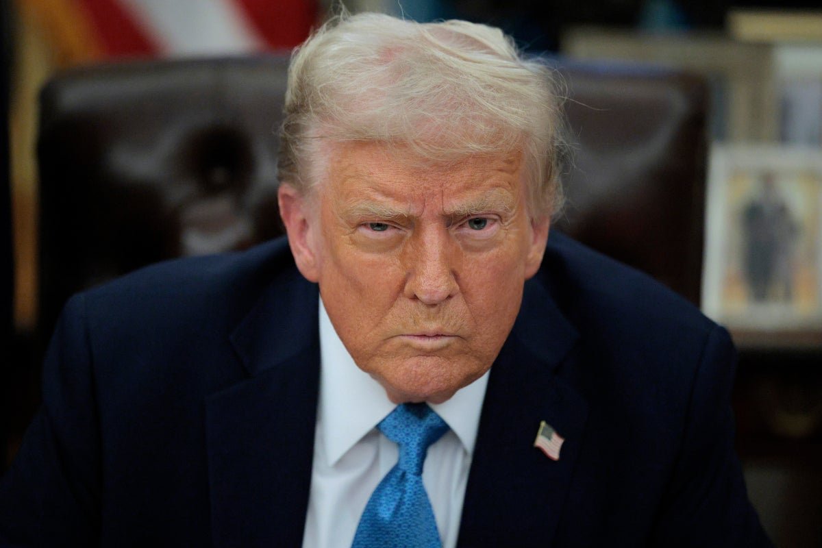 Trump threatens military action against Oman over Strait of Hormuz tensions