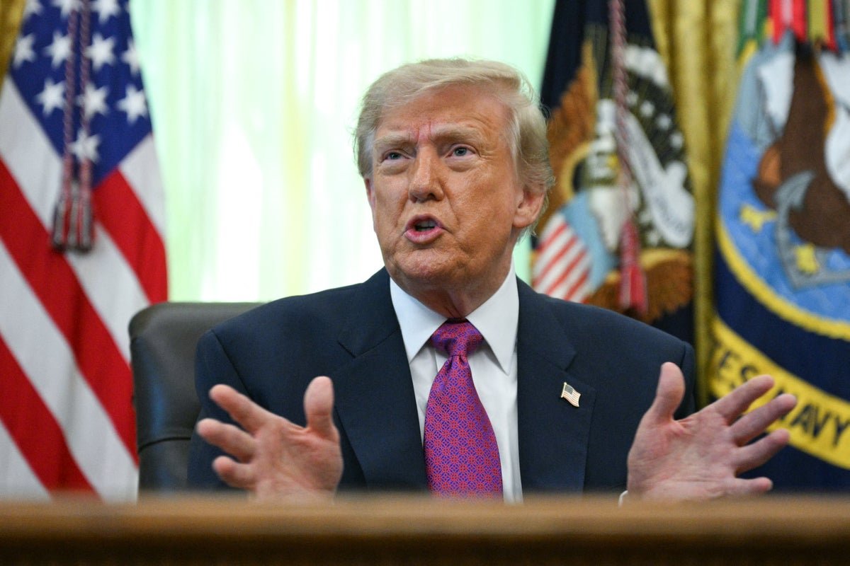 Trump urges Canadian businesses to relocate to the U.S. amid escalating trade tensions