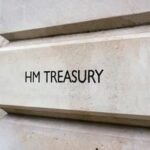 UK economy sees 0.4% growth in second quarter amid challenges from Iran conflict