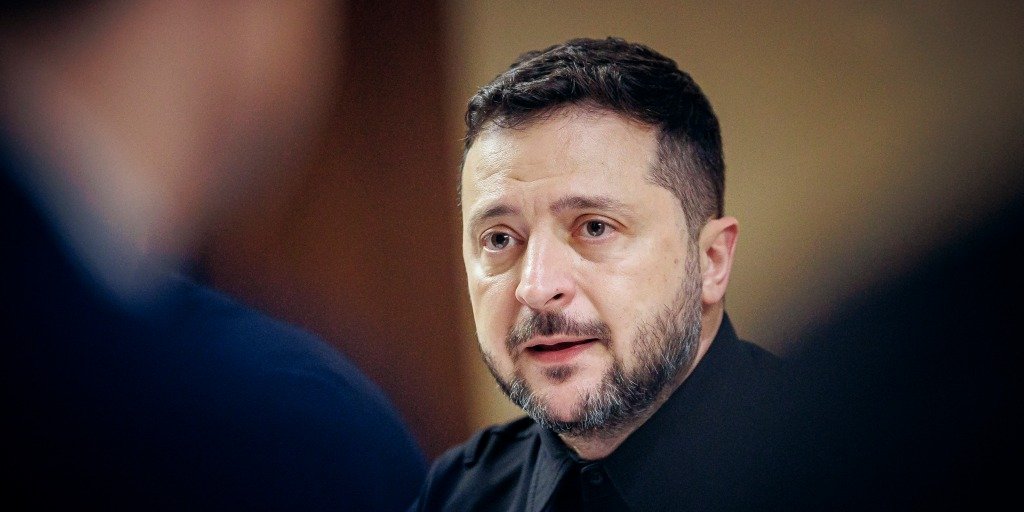 Zelenskyy warns against holding elections during war, calls former defense minister's actions misguided