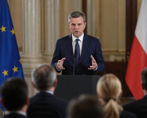 Poland urges EU to expel up to 40% of Russian diplomats