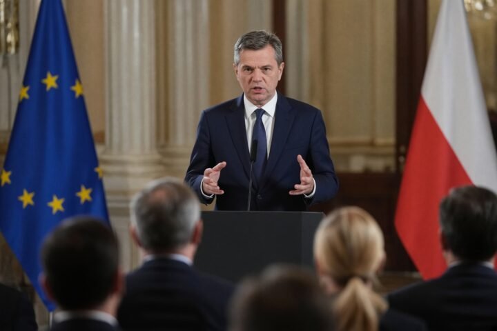 Poland urges EU to expel up to 40% of Russian diplomats
