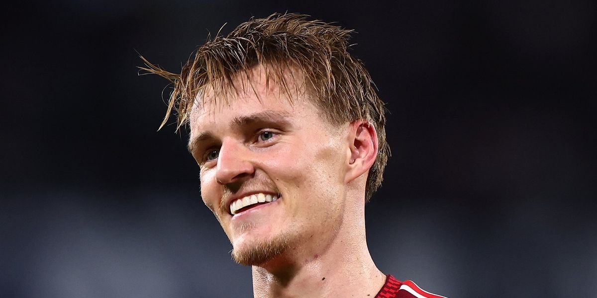 Arsenal secures narrow 1-0 victory over Napoli in Champions League opener