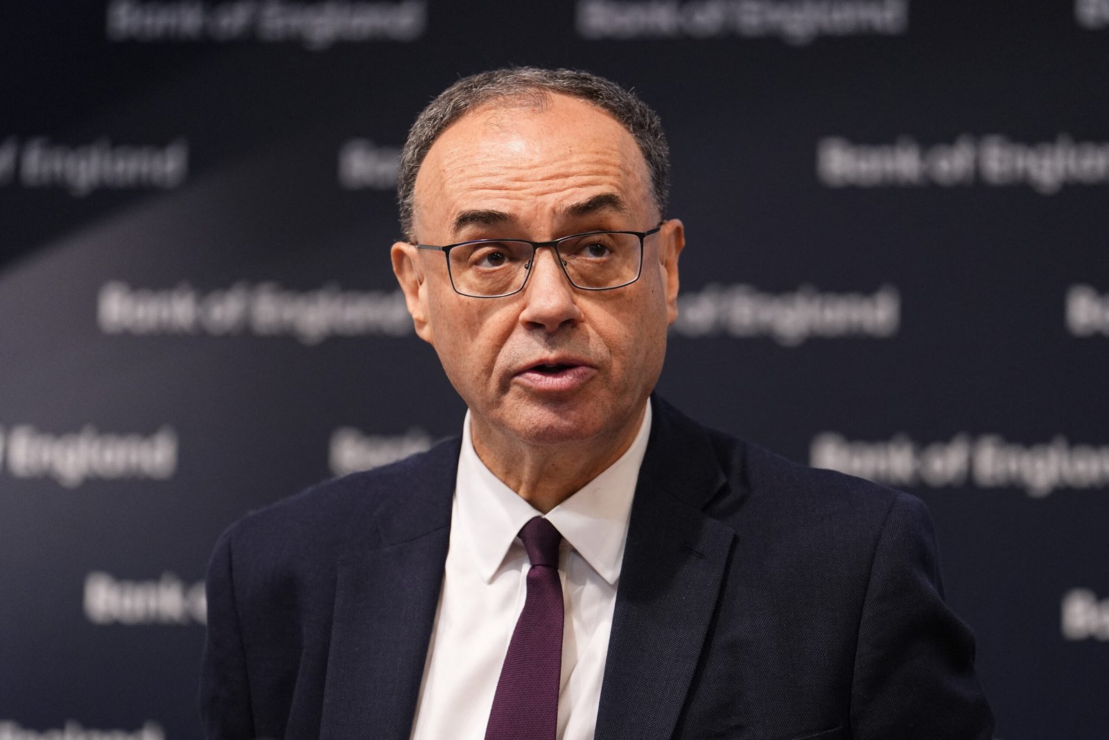 Bank of England warns of interest rate hikes amid ongoing Middle East conflict