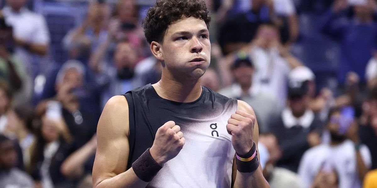 Ben Shelton pays tribute to fans after historic US Open win over Carlos Alcaraz