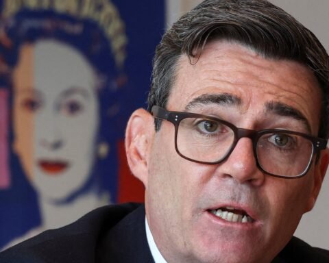 Burnham and Trump to meet at UN for first time as PM plans Manchester invitation