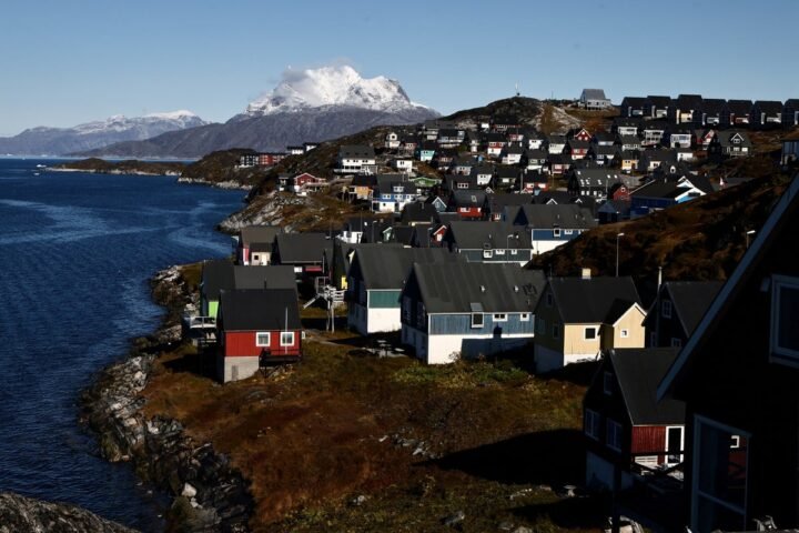 Burnham praises Denmark and US for new Greenland security agreement