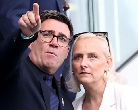 Burnham seeks to formalize wife’s role as 'First Lady' in Downing Street