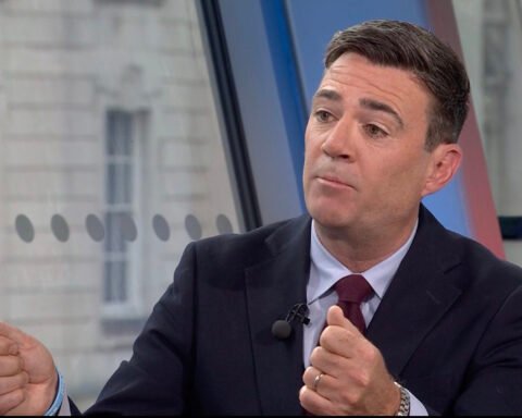 Burnham withholds support for Heathrow's third runway amid delayed timelines