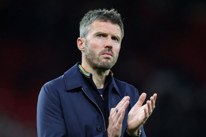Carrick downplays Manchester United's poor start, urging team resilience ahead of crucial match