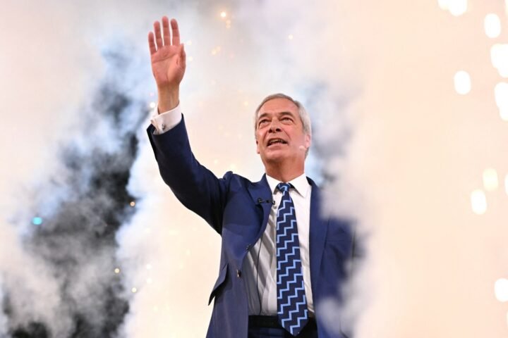 CCTV catches suspect in Nigel Farage firebombing, but police fail to act