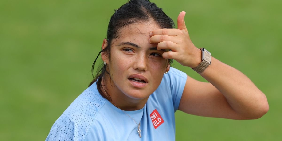 Emma Raducanu withdraws from Beijing tournament, raising doubts over injury recovery