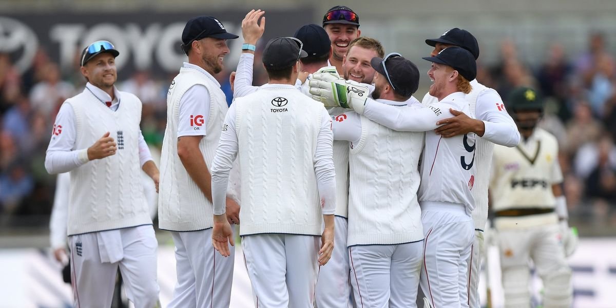 England recovers from early collapse to claim 3-0 Test series victory over Pakistan
