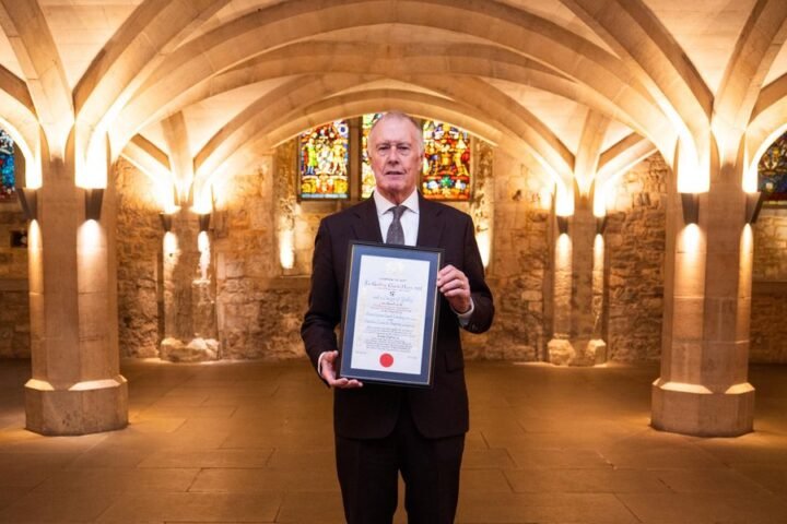 Geoff Hurst dedicates Freedom of the City honour to World Cup teammates