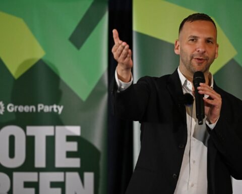 Green Party proposes tracking gamblers with ID and banning sports betting advertisements