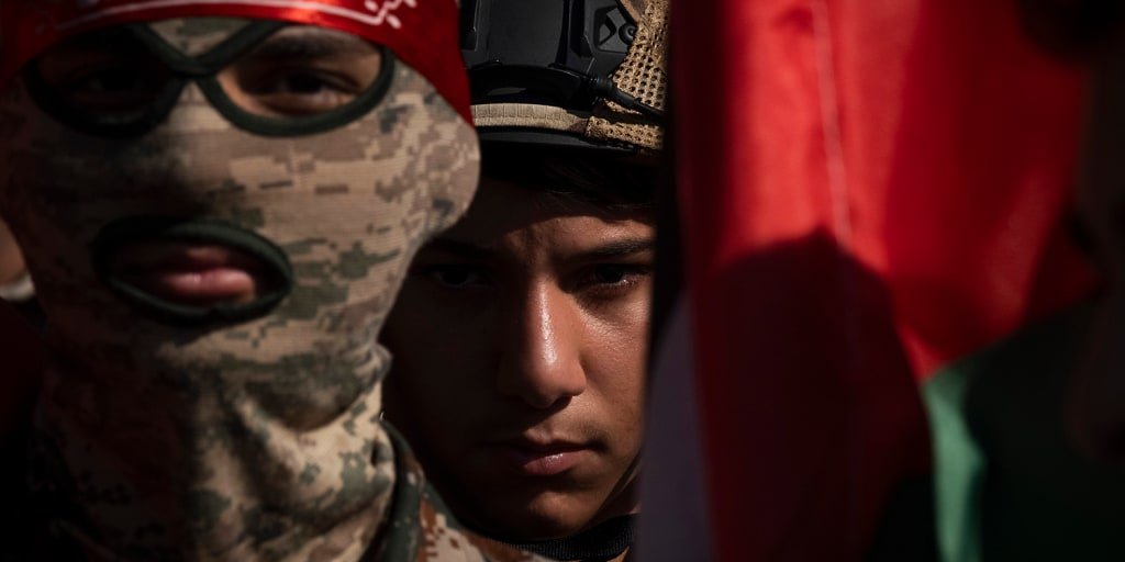 Iran signals new military threats as Trump considers meeting with Iranian president