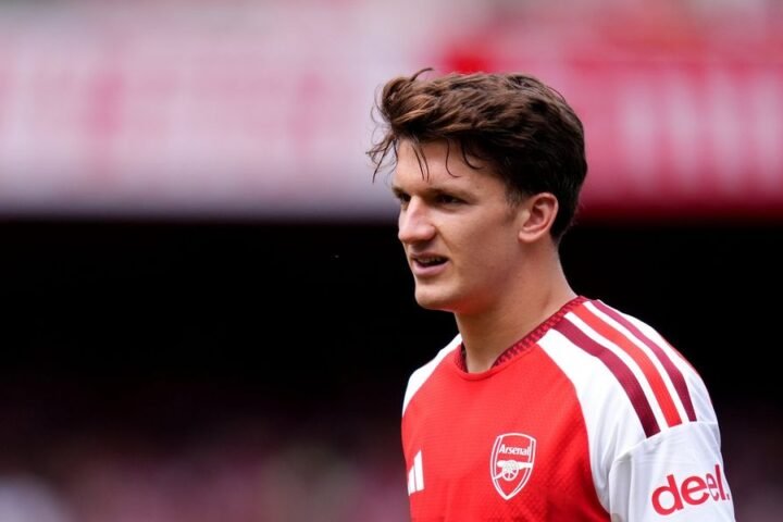Jeremie Aliadiere predicts significant impact from Christos Tzolis at Arsenal this season