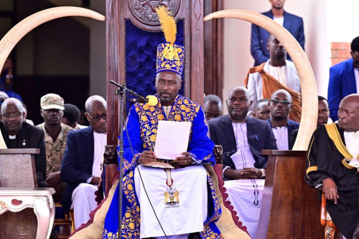Journalist crowned king in Uganda's Tooro Kingdom amid succession disputes